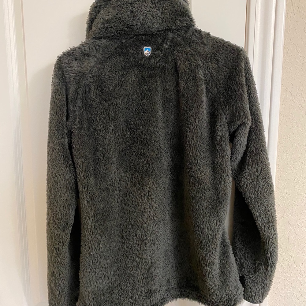 Women’s Medium Kuhl fuzzy jacket